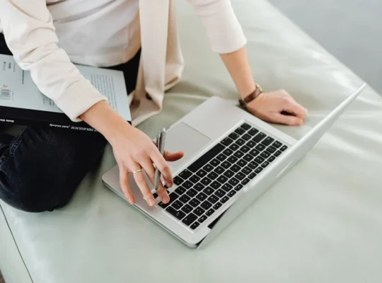 ماك بوك برو للبيع – أداء احترافي